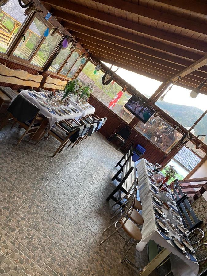 Casa Alesi Villa Dragoslavele Kültér fotó